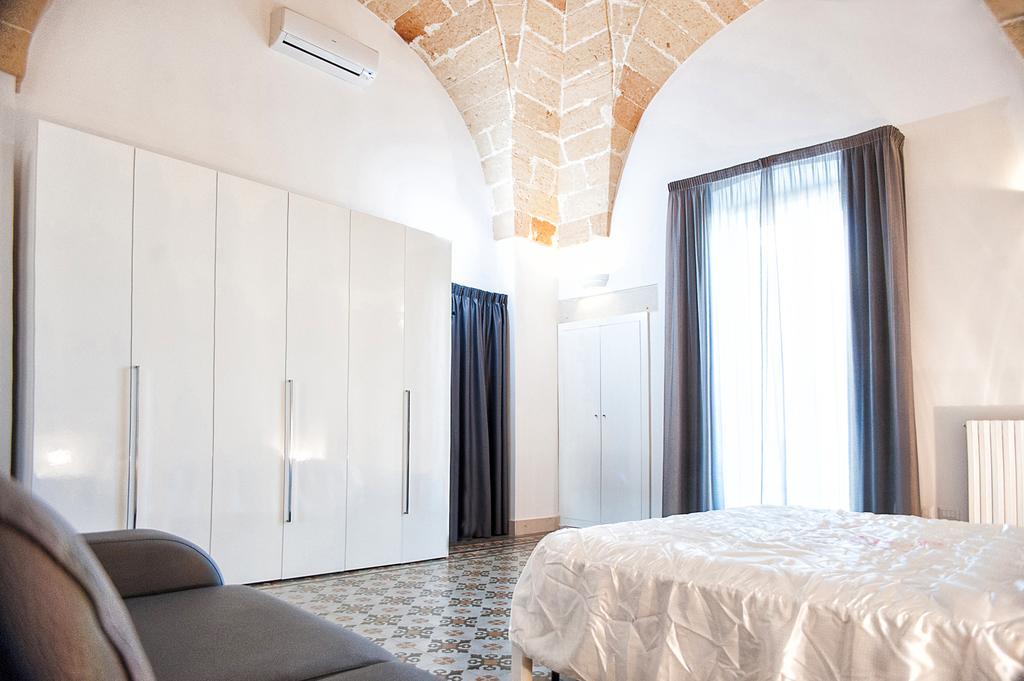 Апартаменты Casa Via Dante Леверано Экстерьер фото